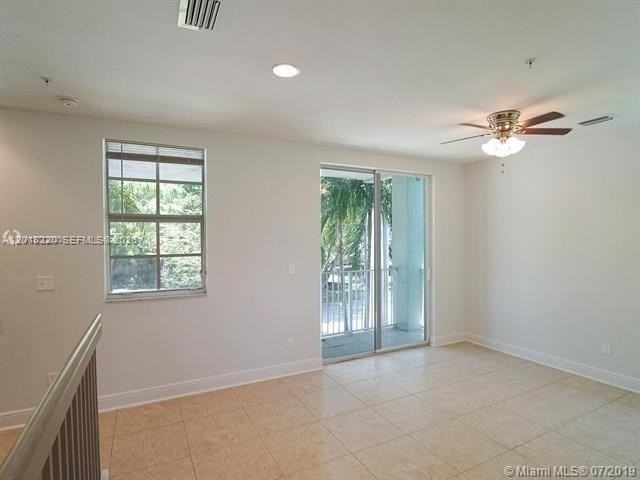 7738 Nw 5th St #7746 - Photo 5 of 14