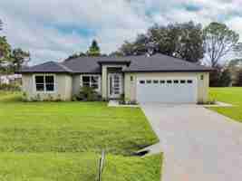 featured image of 4510 Boabadilla Ave