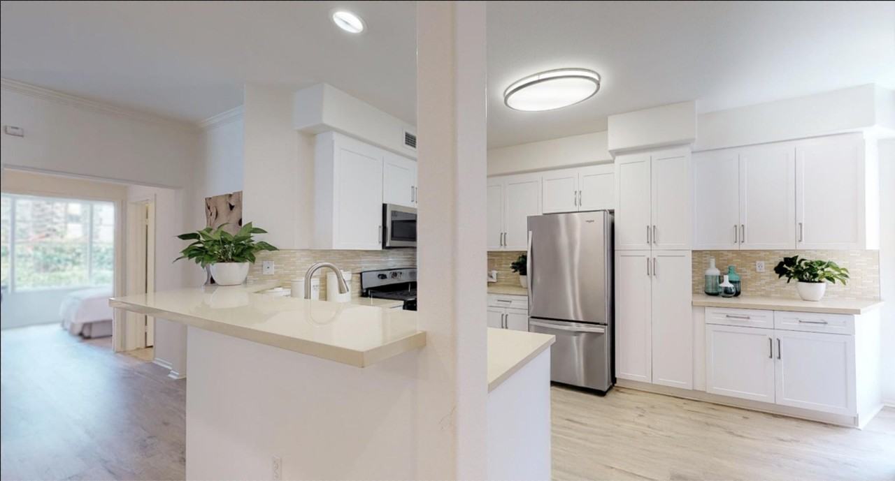 Vista Sorrento Pkwy - Photo 3 of 12