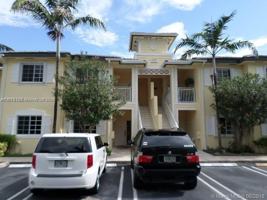 featured image of 2615 Ne 4th St #204