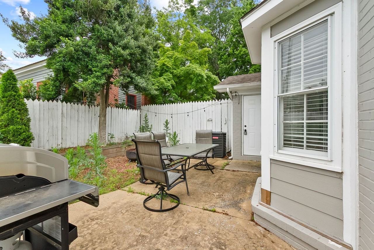 301 19th Ave - Photo 4 of 6