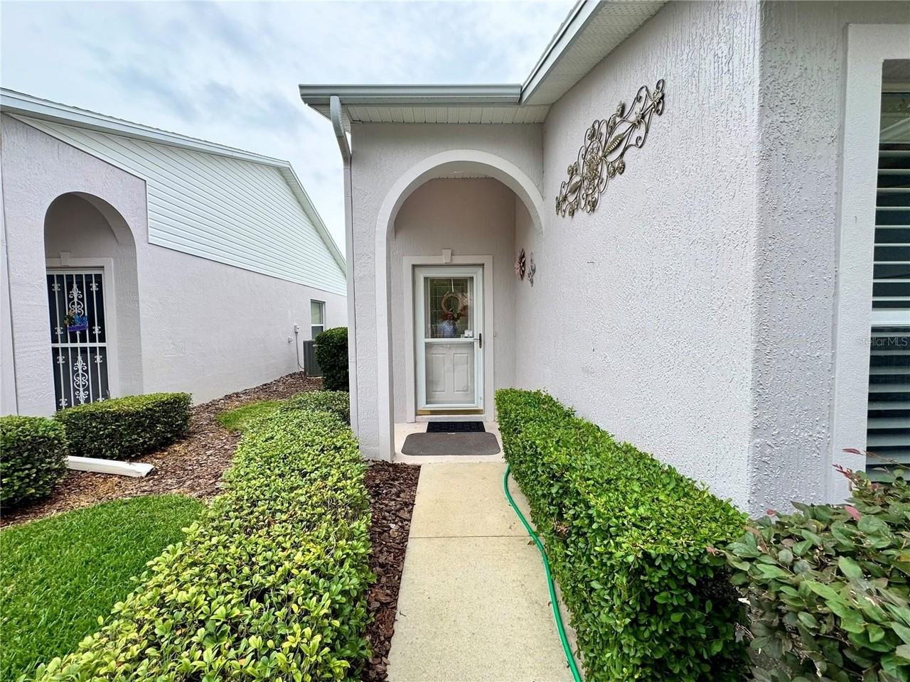 549 Golfview Ct - Photo 4 of 27