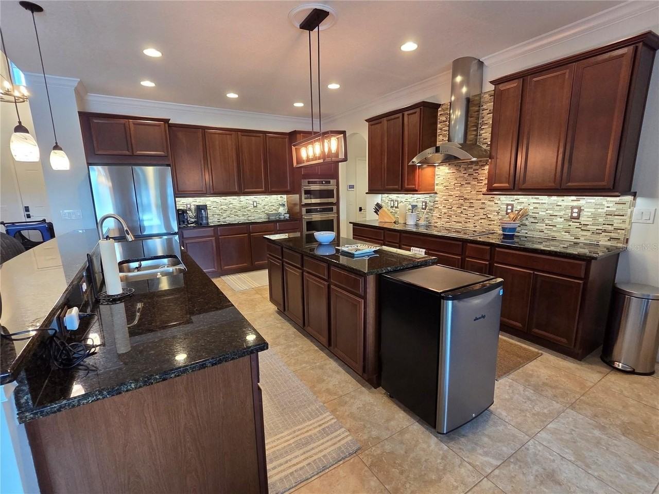 3013 San Leo Dr - Photo 7 of 46