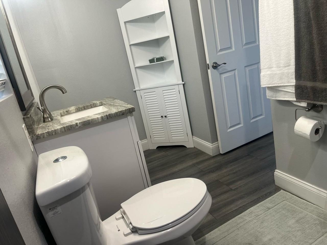 4803 Roush Ave - Photo 3 of 4