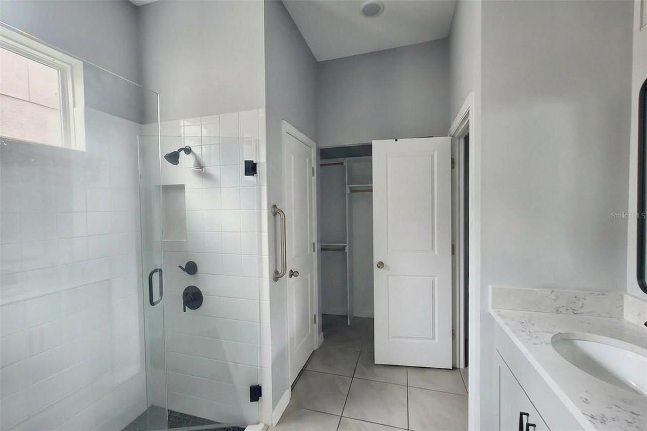 2087 Emerald Springs Dr - Photo 5 of 25