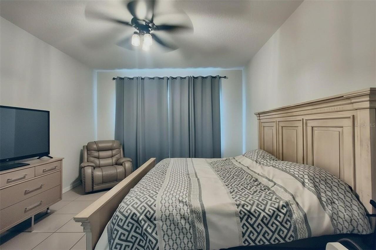 2087 Emerald Springs Dr - Photo 6 of 25