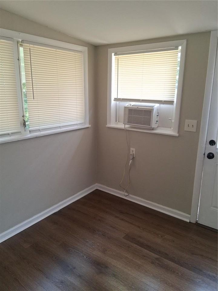 1123 15th Ave Nw #N - Photo 3 of 7