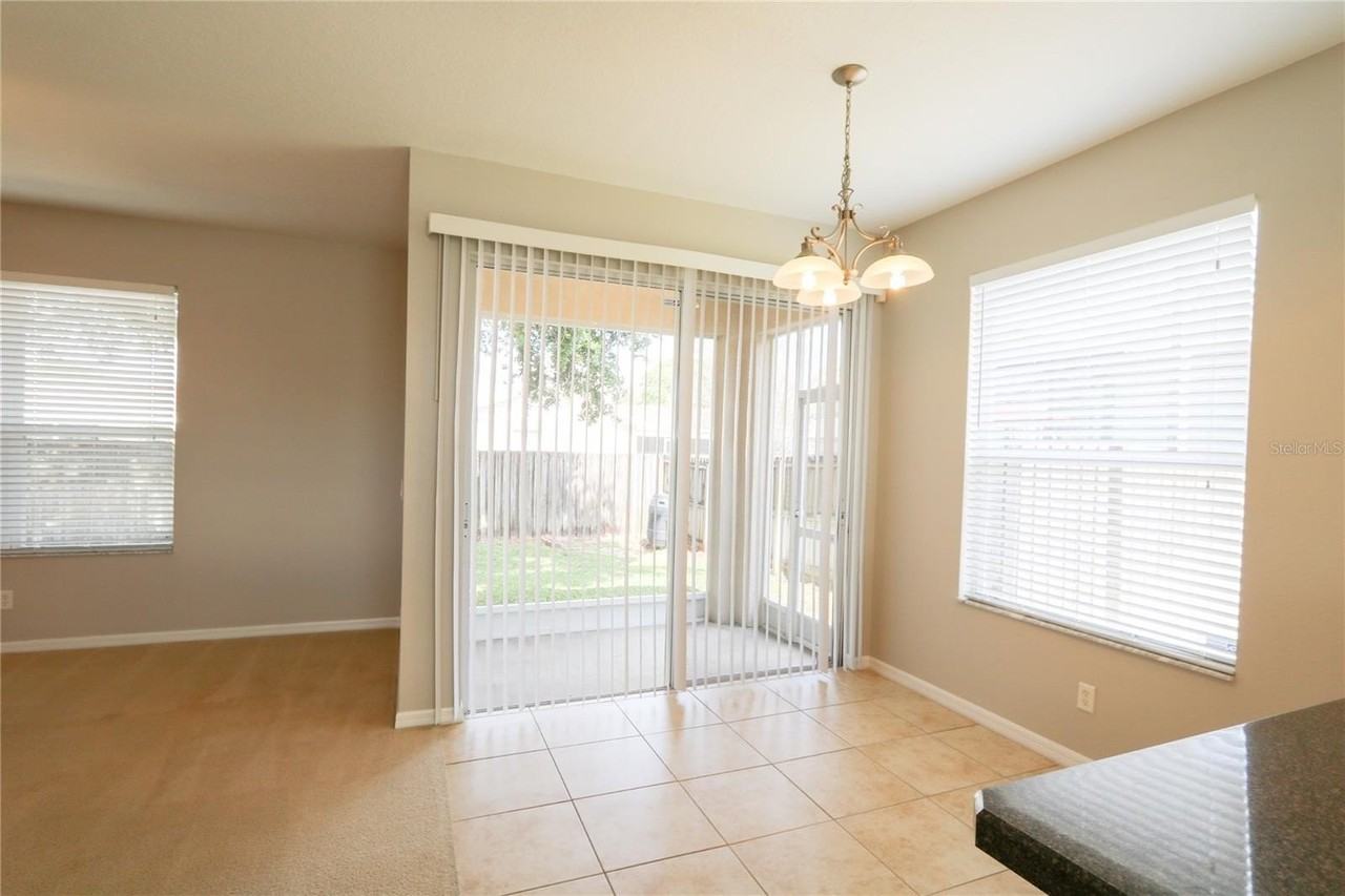 622 Breezeway Ct - Photo 3 of 24