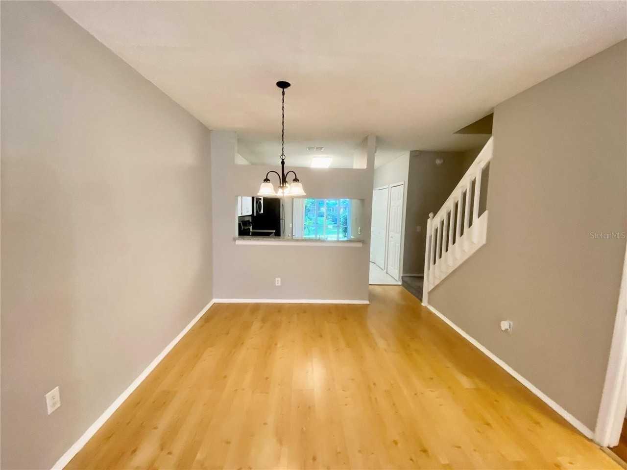 12415 Berkeley Square Dr - Photo 3 of 43