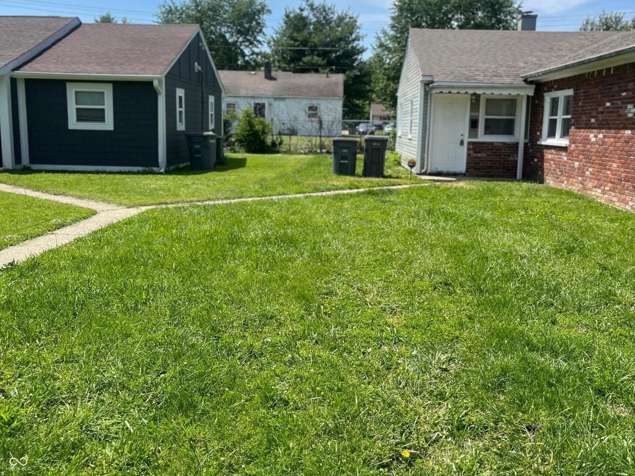 2226 N Kenyon St - Photo 3 of 17
