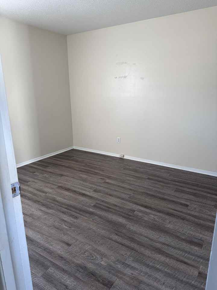 4012 Camellia Dr - Photo 4 of 5