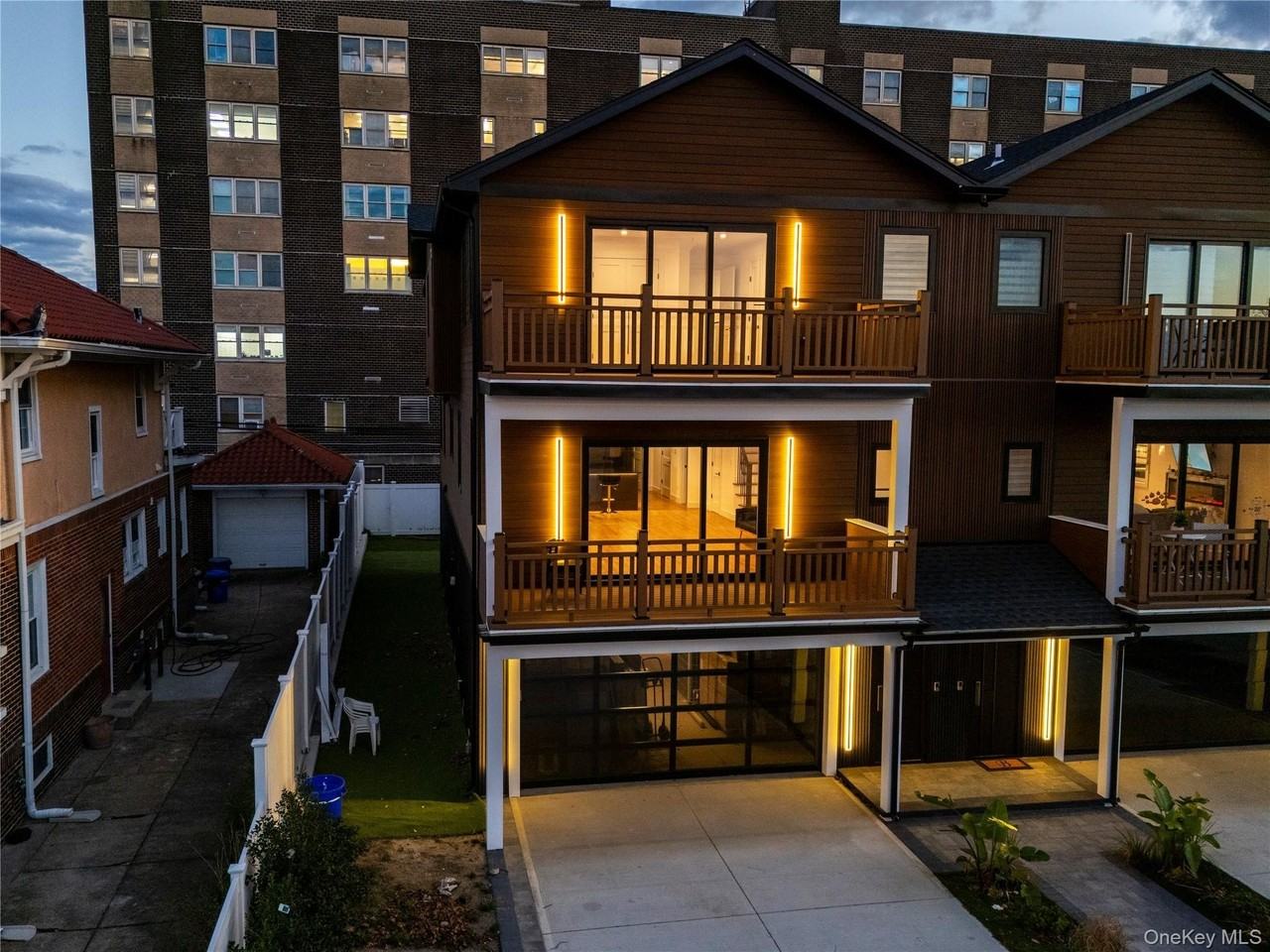 622 W Penn St #A - Photo 7 of 42