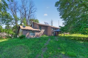 featured image of 40 Felter Hill Rd