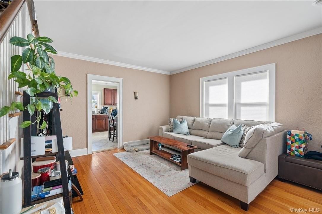 204 Lakeview Ave - Photo 2 of 19