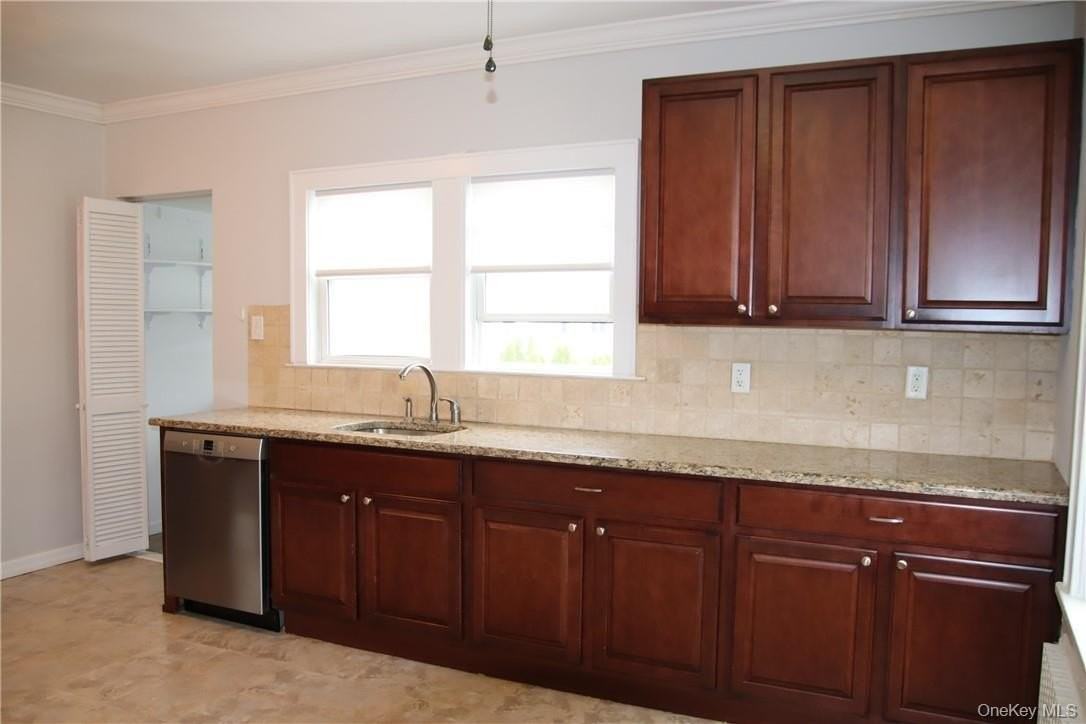 204 Lakeview Ave - Photo 7 of 19