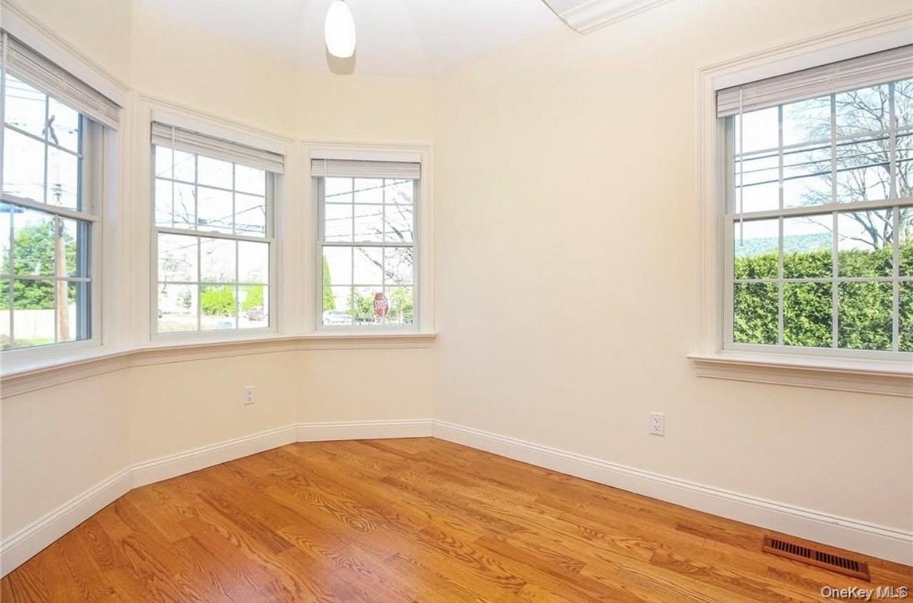 114 Oak St #114 - Photo 3 of 23