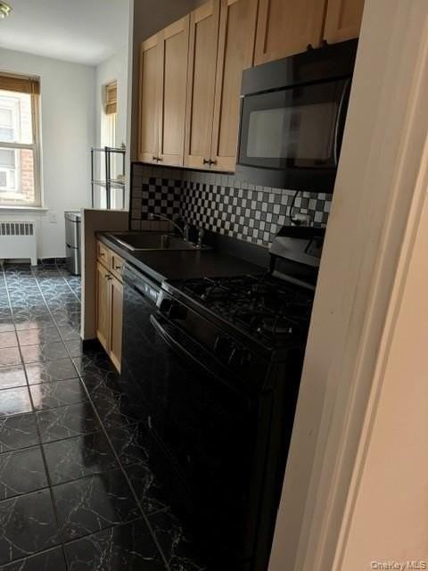 2090 Barnes Ave #4D - Photo 5 of 8