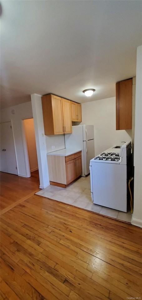 10235 64th Rd #3K - Photo 4 of 11