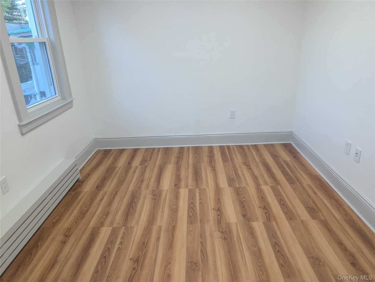 12208 Hillside Ave #2 - Photo 5 of 8