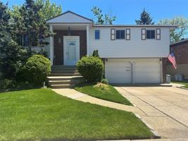 featured image of 776 Bunker Rd