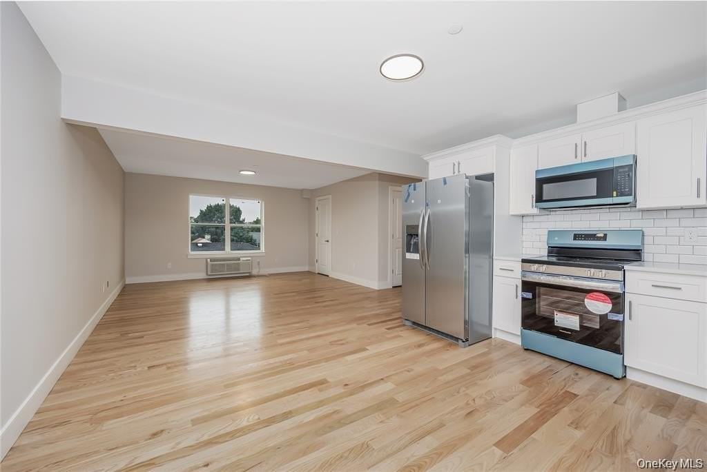 539 Front St - Photo 2 of 7