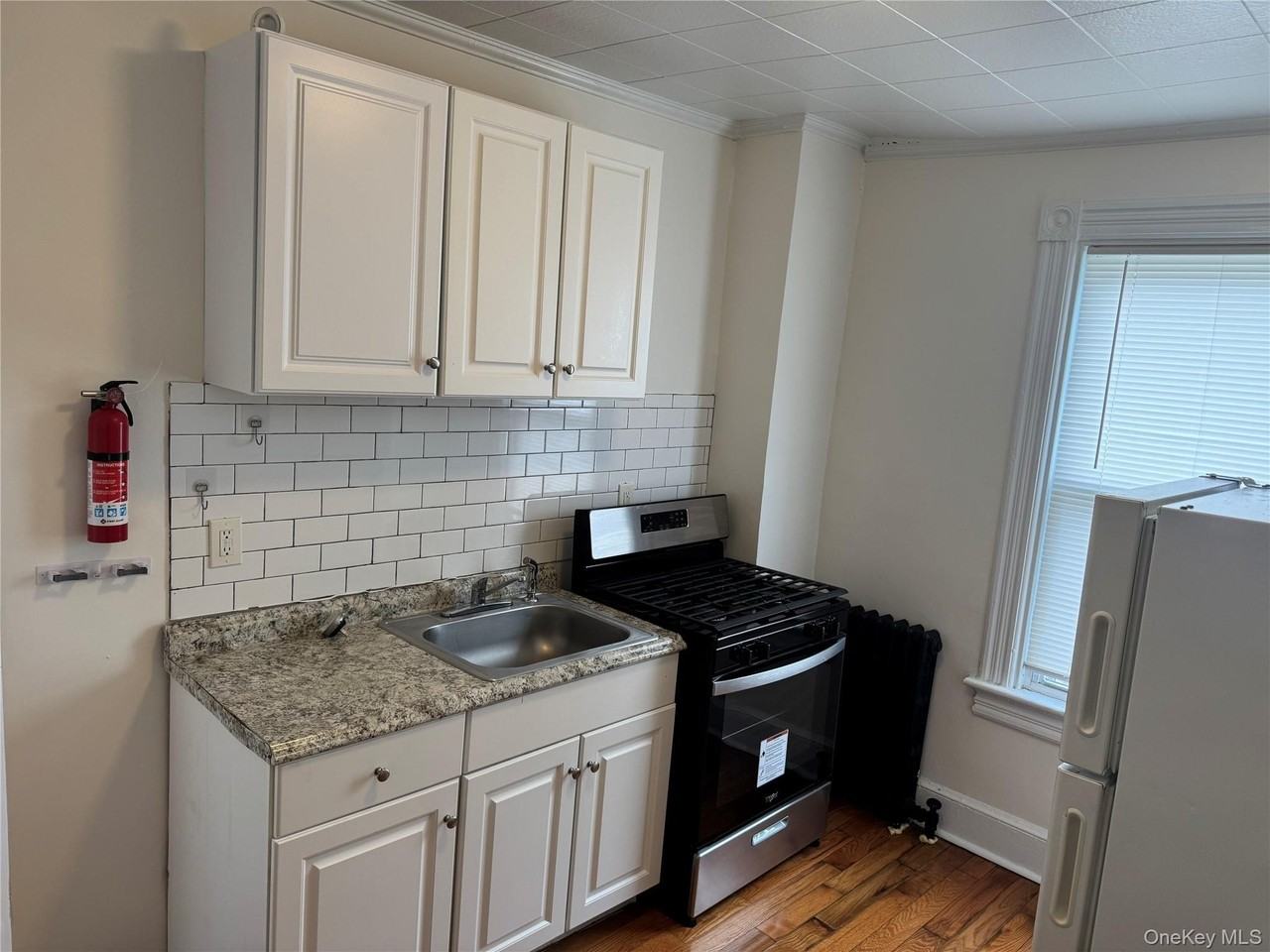 18 West St #2A - Photo 6 of 9
