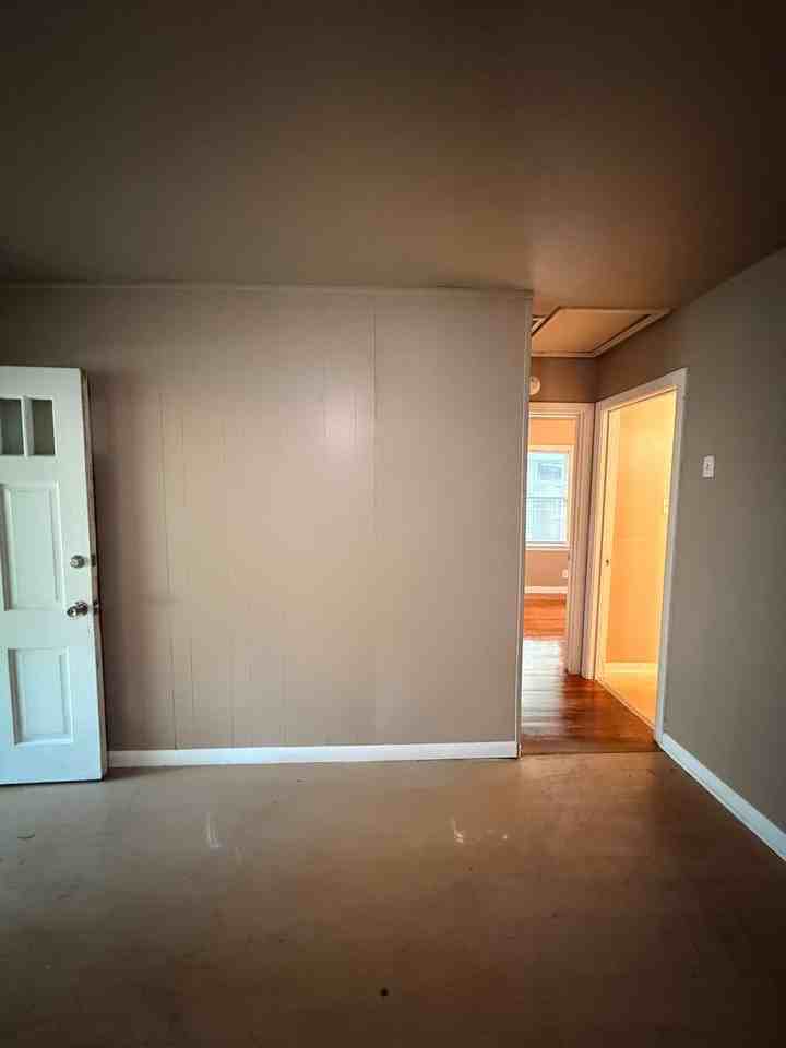 3431 Canal Ave - Photo 7 of 8