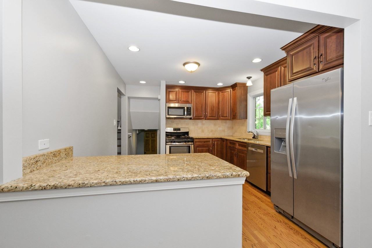 433 Hackberry Rd - Photo 6 of 27