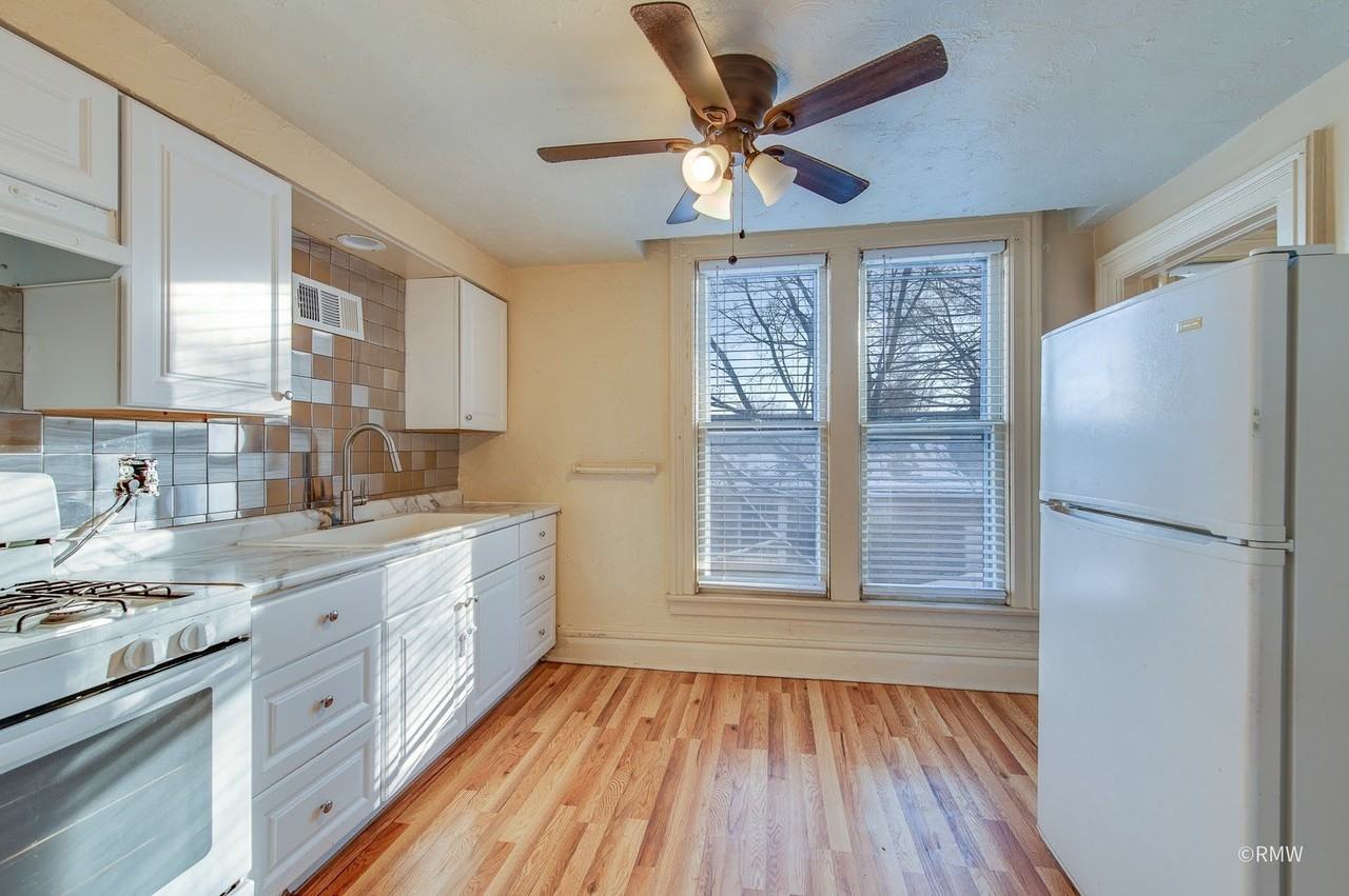 325 E Chicago St #2 - Photo 4 of 13