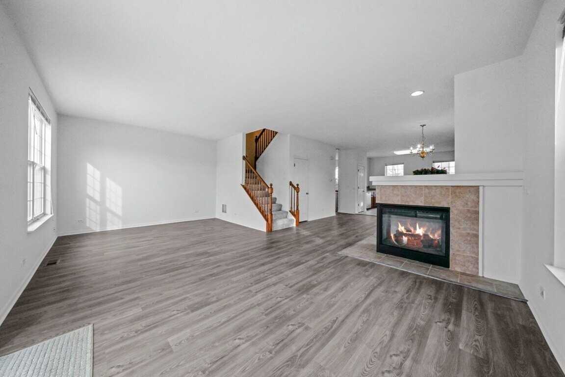 760 Lambert Ln #96-1 - Photo 7 of 17