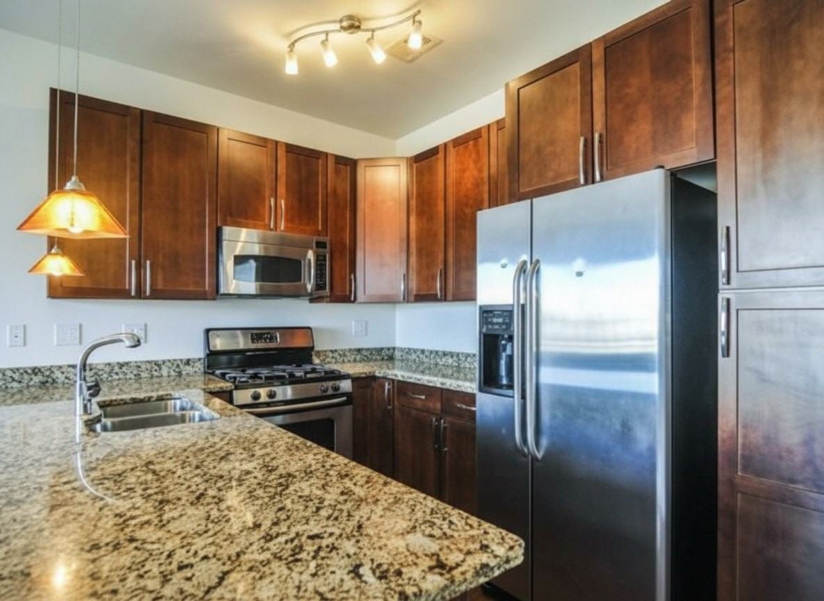 1927 W Irving Park Rd #3 - Photo 5 of 15