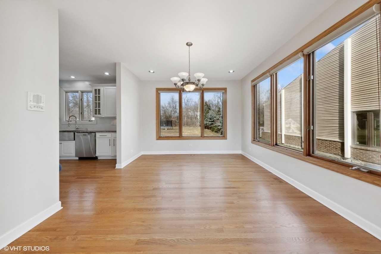 17W234 Massel Ct - Photo 5 of 31