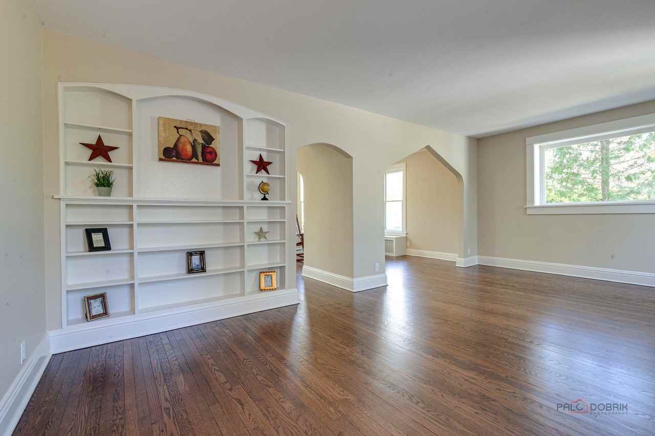 544 Ravine Ave - Photo 6 of 36