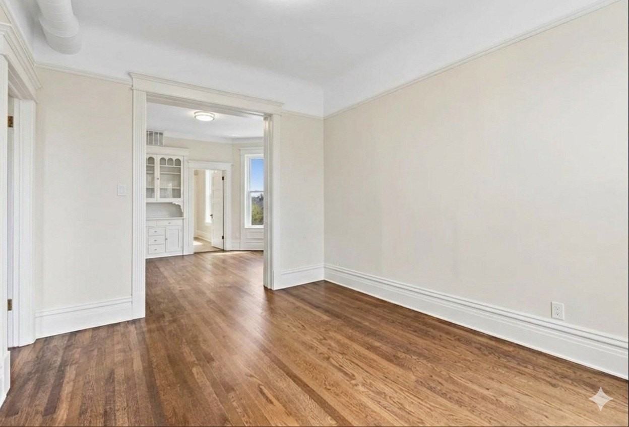 3751 N Clifton Ave #2 - Photo 4 of 15