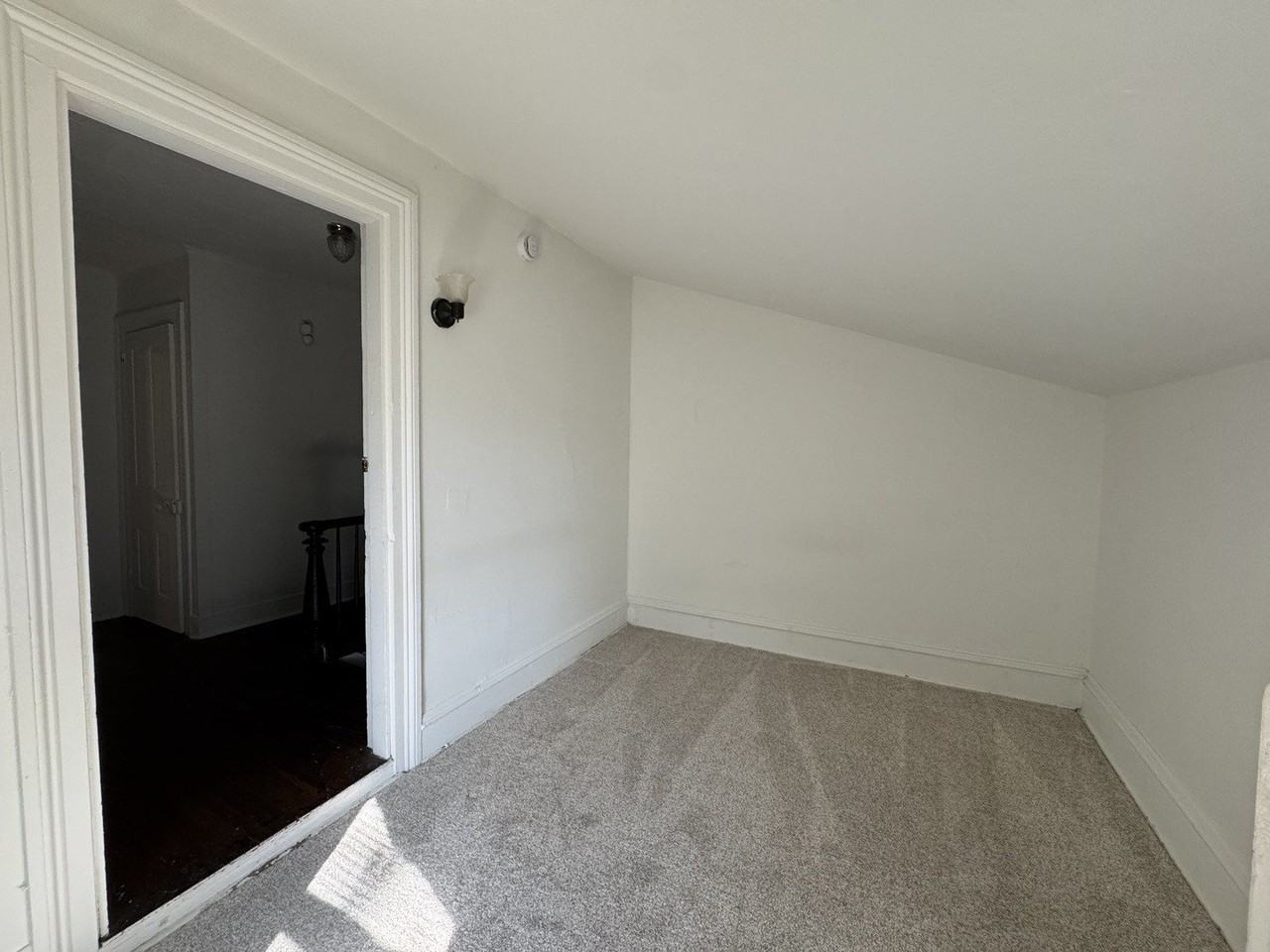 159 N 4th St #2 - Photo 7 of 8