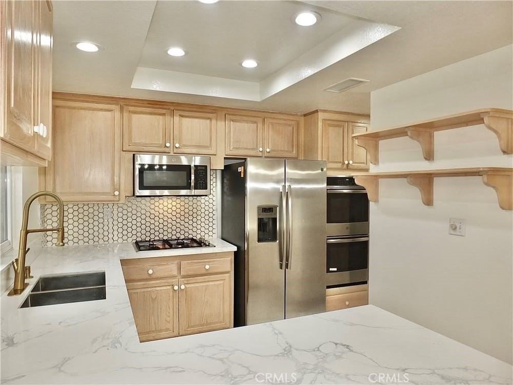 2230 Ohio Ave #1 - Photo 3 of 17