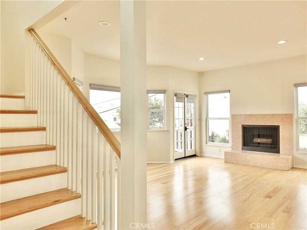 2230 Ohio Ave #1 - Photo 5 of 17