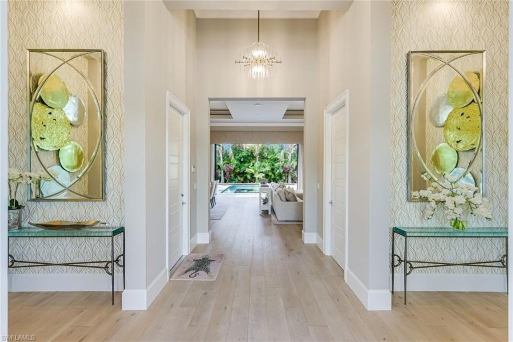 760 Park Shore Dr - Photo 6 of 33
