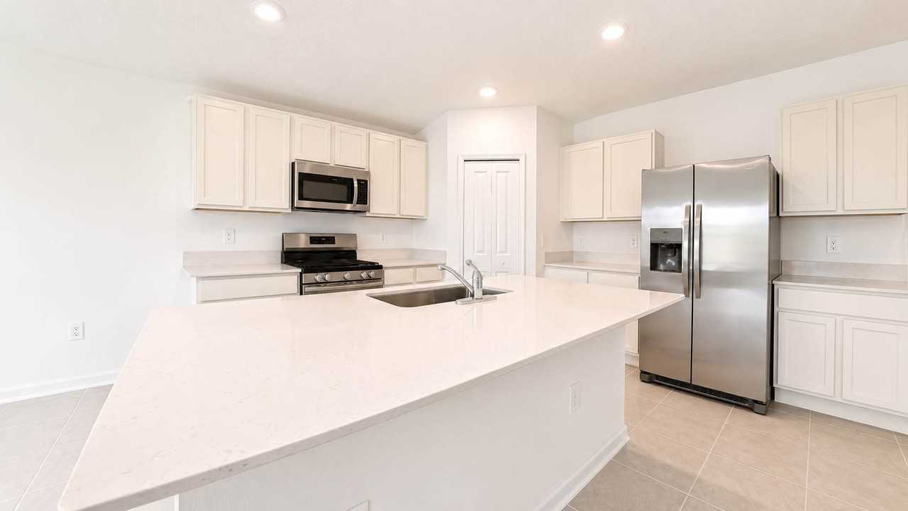 5153 Green Belt Dr - Photo 7 of 29