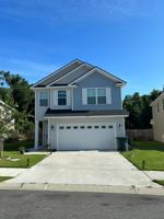 featured image of 673 Fairview Cir #1