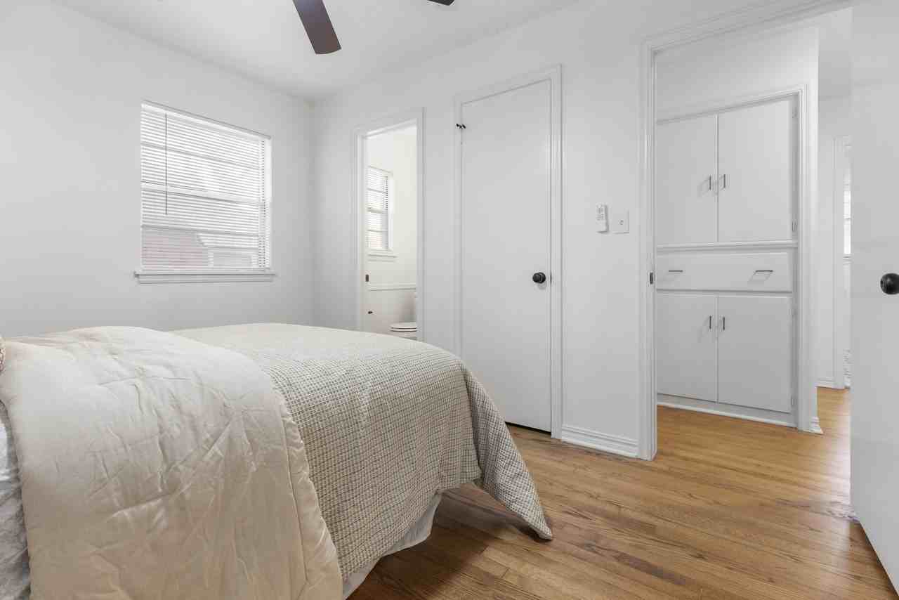 513 Inwood Dr #1 - Photo 7 of 17