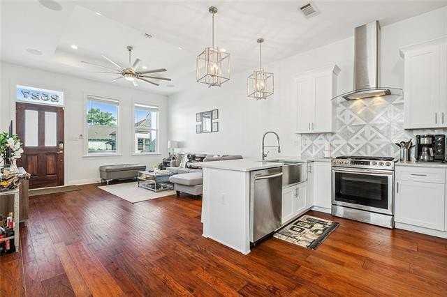 2527 Eagle St - Photo 3 of 16