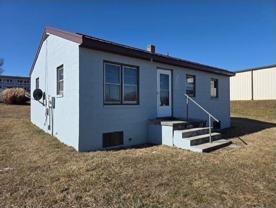 422 Cleburne Blvd - Photo 1 of 1