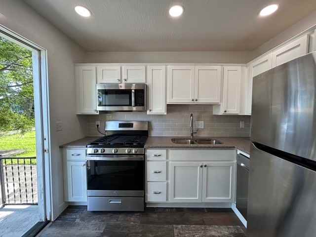 1485 Walsh Ave #1 - Photo 5 of 28