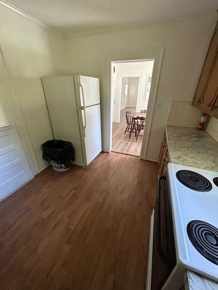1183 Rainbow Rd - Photo 5 of 15