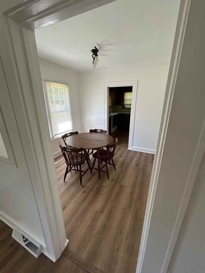 1183 Rainbow Rd - Photo 6 of 15