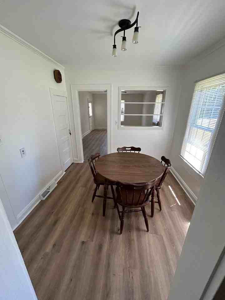 1183 Rainbow Rd - Photo 7 of 15