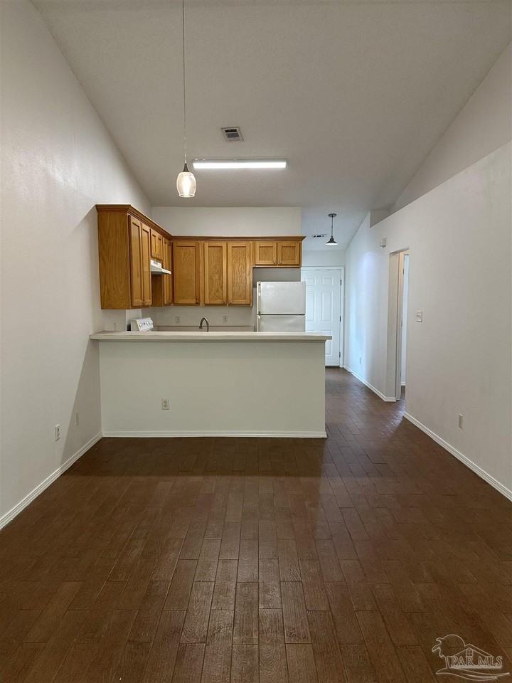 5602 W Shore Dr #B - Photo 5 of 18