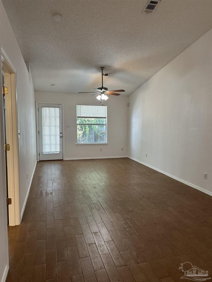 5602 W Shore Dr #B - Photo 7 of 18