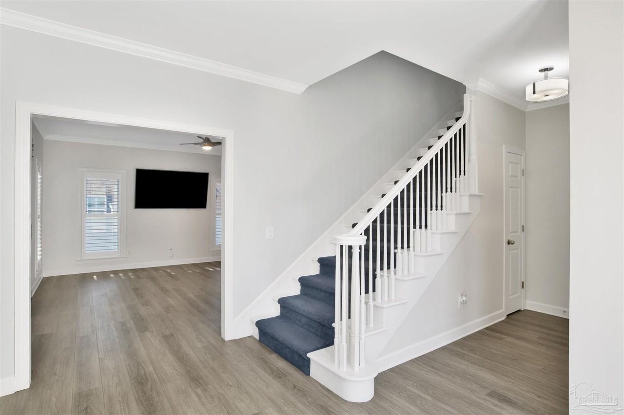 3347 Chantarene Dr - Photo 5 of 34